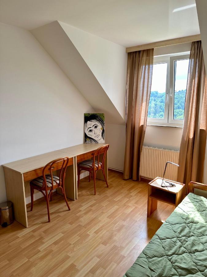 Karla'S House Bed & Breakfast Dobje pri Planini Exterior photo